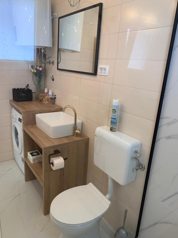 Apartment Silvana II 시베니크 외부 사진